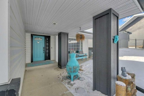 9 Pickering Close, Sylvan Lake, AB - Outdoor With Exterior