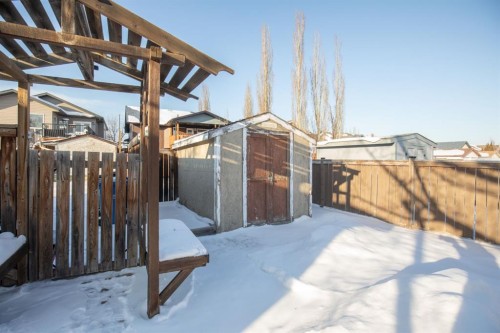 68 Kelly Street, Red Deer, AB - Outdoor