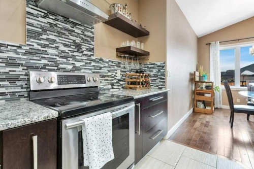 189 Van Slyke Way, Red Deer, AB - Indoor Photo Showing Kitchen