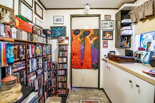 3 Parkview Avenue, Red Deer, AB 