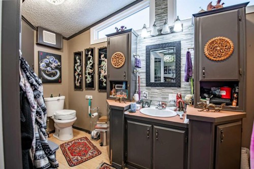 3 Parkview Avenue, Red Deer, AB 