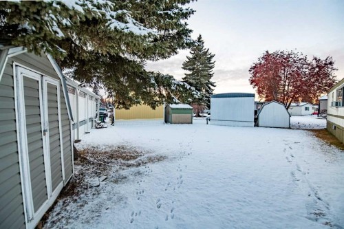 3 Parkview Avenue, Red Deer, AB 