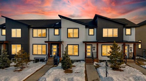 182 Ava Crescent  Blackfalds, AB T4M 0M8