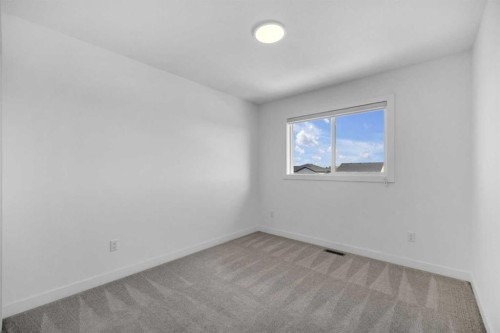 182 Ava Crescent, Blackfalds, AB - Indoor Photo Showing Other Room