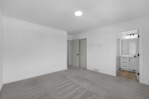 182 Ava Crescent, Blackfalds, AB - Indoor Photo Showing Other Room