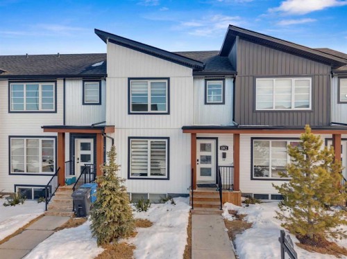 182 Ava Crescent, Blackfalds, AB - Outdoor With Facade