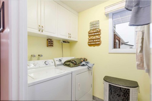 3 Rustic Road, Norglenwold, AB - Indoor Photo Showing Laundry Room