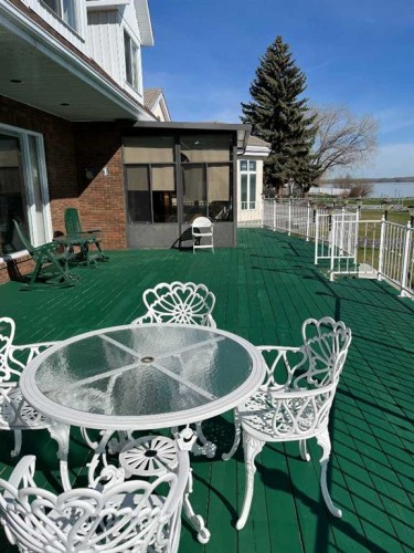 3 Rustic Road, Norglenwold, AB - Outdoor