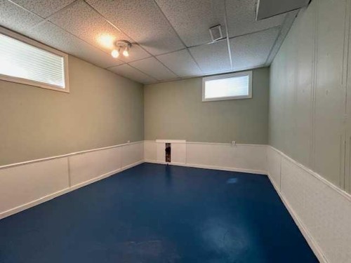 5036 51 Ave, Bashaw, AB - Indoor