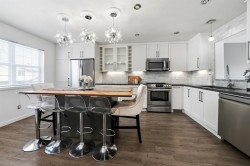 9 Kerry Wood Mews  Red Deer, AB T4N 7B8