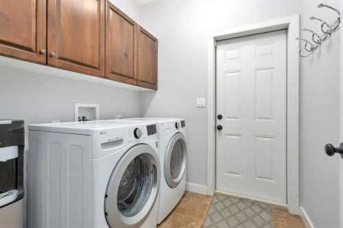 38 Overand Place, Red Deer, AB - Indoor Photo Showing Laundry Room