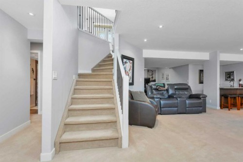 38 Overand Place, Red Deer, AB - Indoor Photo Showing Other Room