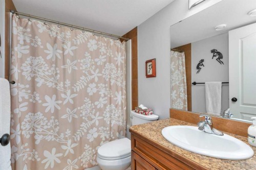38 Overand Place, Red Deer, AB - Indoor Photo Showing Bathroom