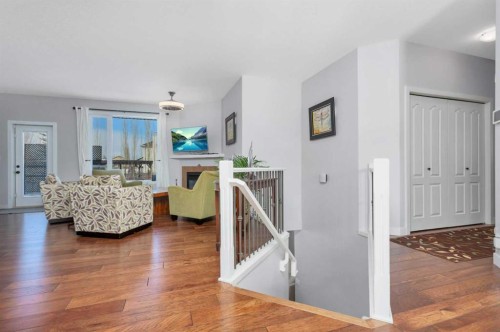 38 Overand Place, Red Deer, AB - Indoor Photo Showing Living Room