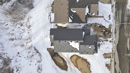 8 Henner'S Place, Lacombe, AB - Outdoor With View