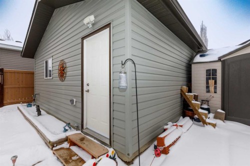 37 Regatta Way, Sylvan Lake, AB - Outdoor With Exterior