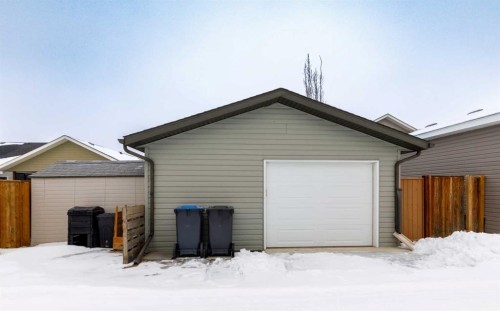 37 Regatta Way, Sylvan Lake, AB - Outdoor With Exterior