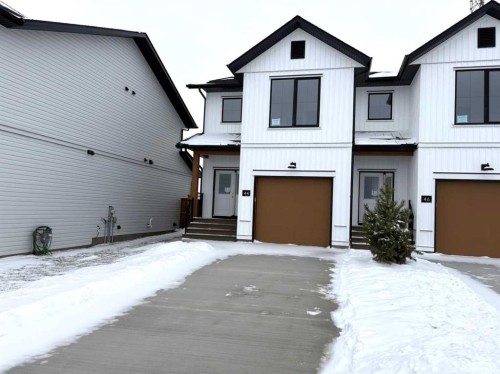 44 Concord Rise  Sylvan Lake, AB T4S 0N7
