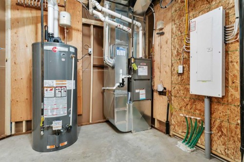 77 Maclean Close, Blackfalds, AB - Indoor Photo Showing Basement