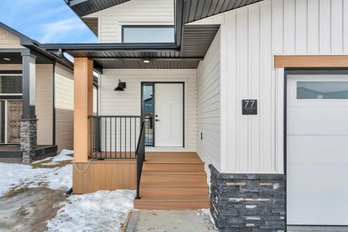 77 Maclean Close, Blackfalds, AB - Outdoor With Exterior