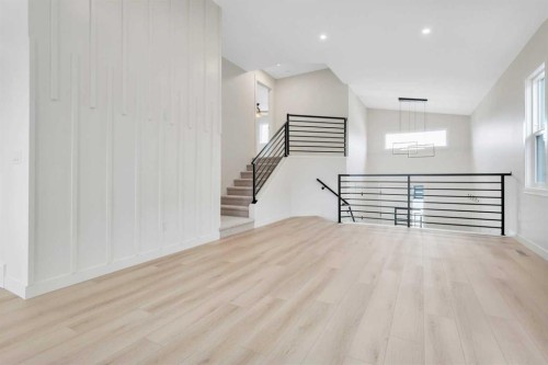 77 Maclean Close, Blackfalds, AB - Indoor Photo Showing Other Room