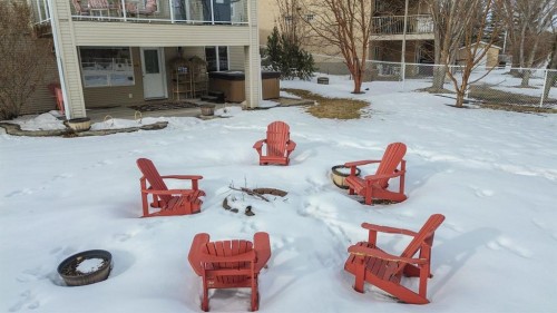 58 Lewis Close, Red Deer, AB - Outdoor