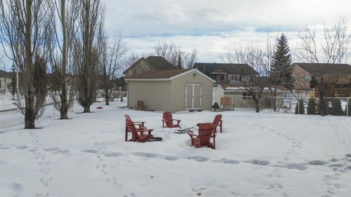 58 Lewis Close, Red Deer, AB - Outdoor