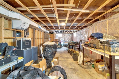 6312 48 Ave, Ponoka, AB - Indoor Photo Showing Basement