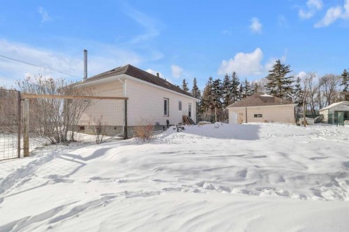 6312 48 Ave, Ponoka, AB - Outdoor