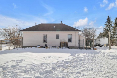 6312 48 Ave, Ponoka, AB - Outdoor