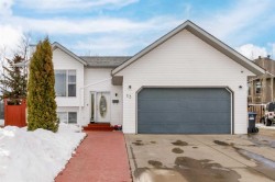 13 Westwood Court  Sylvan Lake, AB T4S 1P7