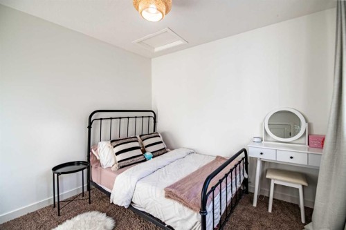 53 Portway Close, Blackfalds, AB - Indoor Photo Showing Bedroom