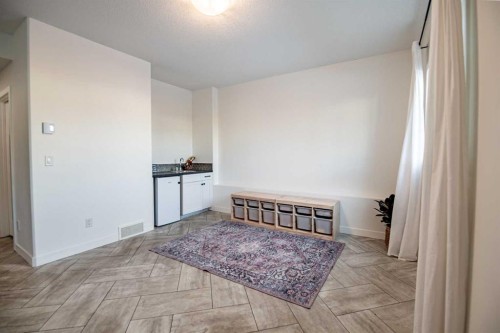 53 Portway Close, Blackfalds, AB - Indoor Photo Showing Other Room