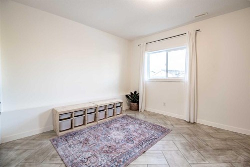 53 Portway Close, Blackfalds, AB - Indoor Photo Showing Other Room