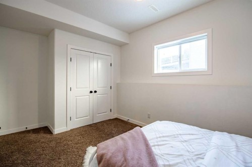 53 Portway Close, Blackfalds, AB - Indoor Photo Showing Bedroom
