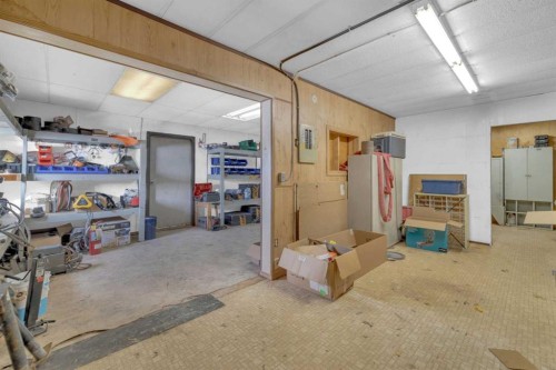 6606 42 Ave, Ponoka, AB 