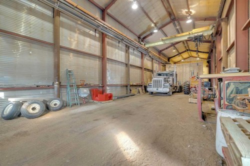 6606 42 Ave, Ponoka, AB 