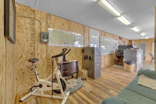 6606 42 Ave, Ponoka, AB 