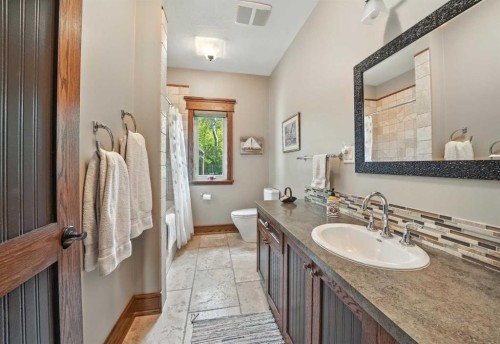 11 Aimie Avenue, White Sands, AB - Indoor Photo Showing Bathroom