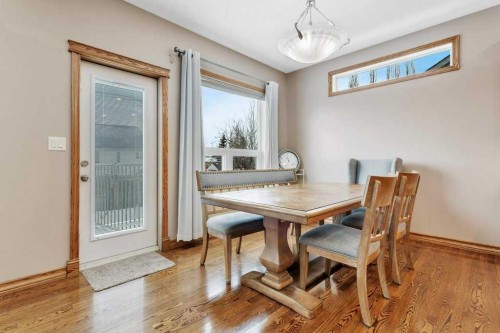 134 Lougheed Close, Red Deer, AB - Indoor Photo Showing Dining Room