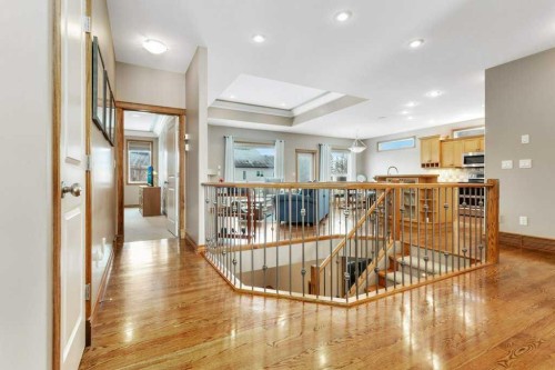 134 Lougheed Close, Red Deer, AB - Indoor Photo Showing Other Room