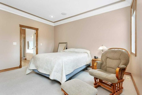 134 Lougheed Close, Red Deer, AB - Indoor Photo Showing Bedroom