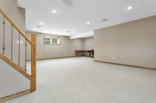 134 Lougheed Close, Red Deer, AB - Indoor Photo Showing Other Room