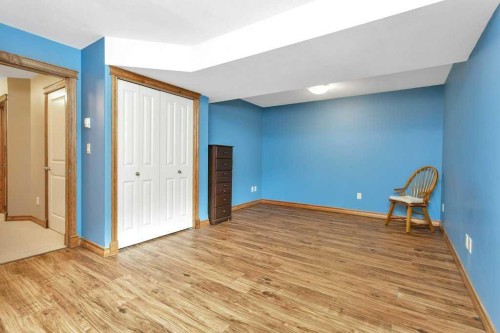 134 Lougheed Close, Red Deer, AB - Indoor Photo Showing Other Room