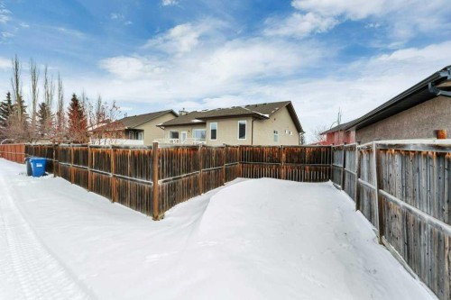 134 Lougheed Close, Red Deer, AB - Outdoor With Exterior