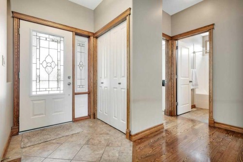 134 Lougheed Close, Red Deer, AB - Indoor Photo Showing Other Room