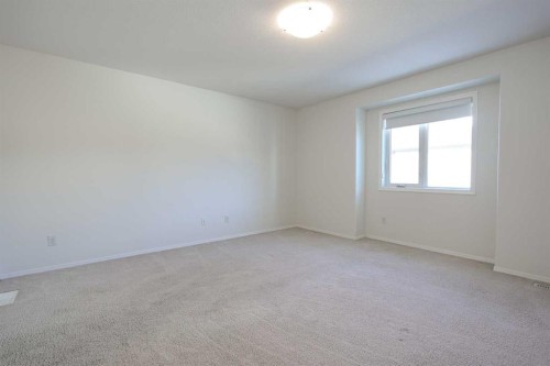 608-30 Carleton Avenue, Red Deer, AB - Indoor Photo Showing Other Room