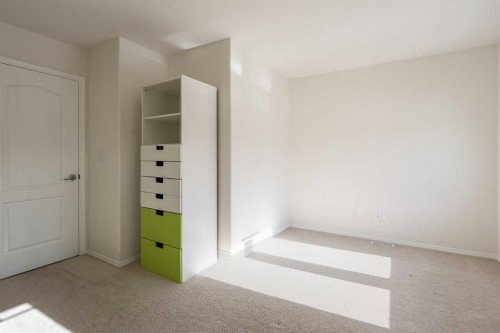 608-30 Carleton Avenue, Red Deer, AB - Indoor Photo Showing Other Room