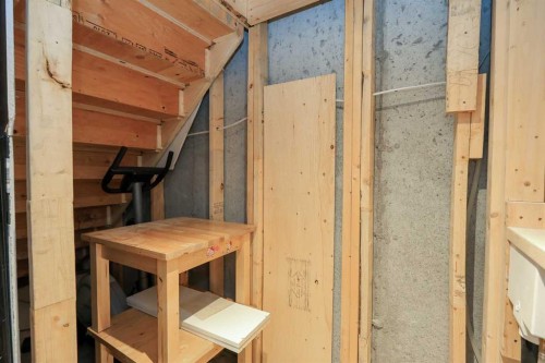 608-30 Carleton Avenue, Red Deer, AB - Indoor