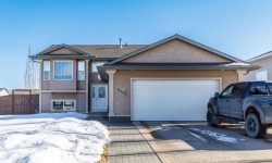 4403 45th Street  Lacombe, AB T4L 0A7